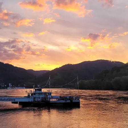 Urlaub Am Rhein, Ferienwohnung Mit Garten Boppard Exterior photo